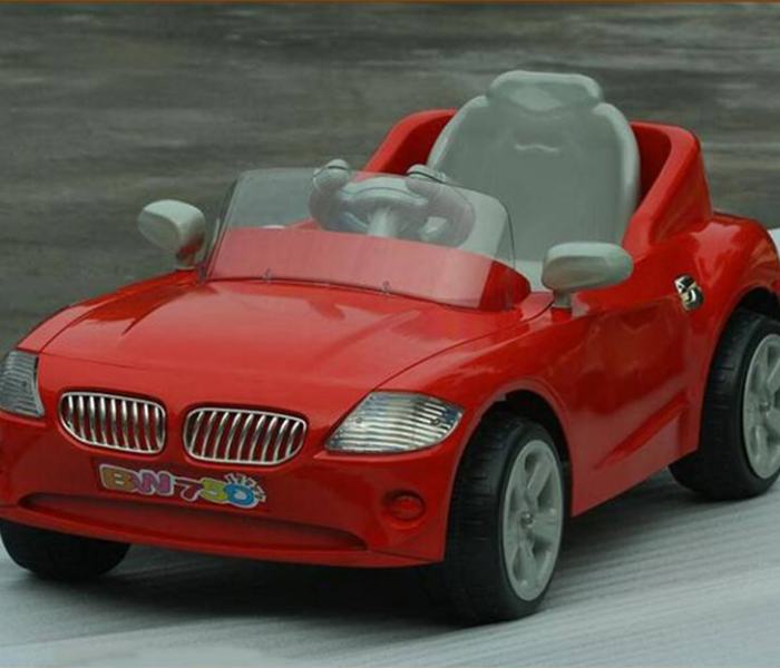 可爱的单人汽车模型