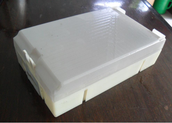 3D打印技术制造的树脂行李箱手板