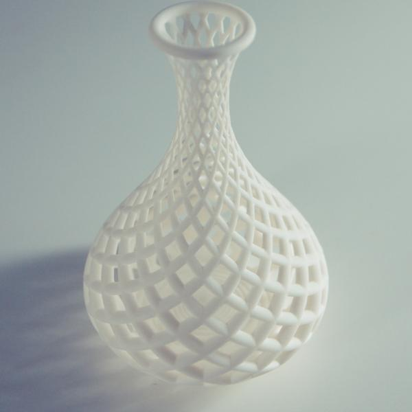 白色的花瓶模型