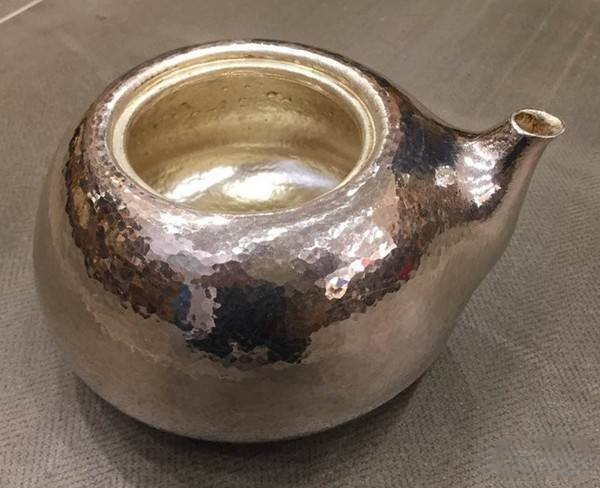 3D打印的金壶模型