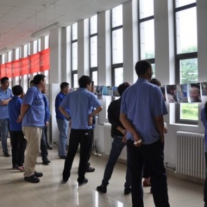 陕建机工会举办职工摄影作品展